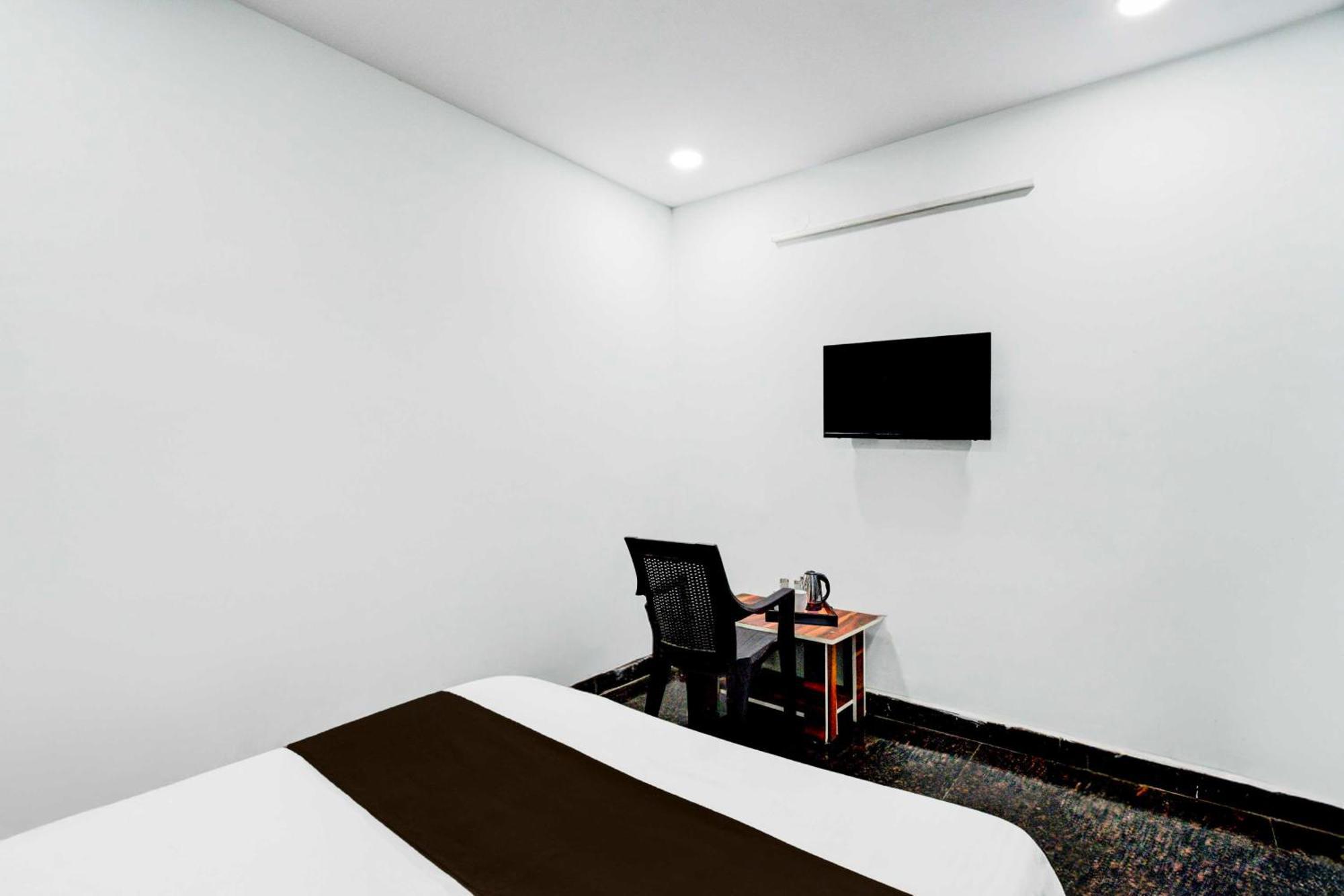 Collection O Malkajgiri Hotel Hyderabad