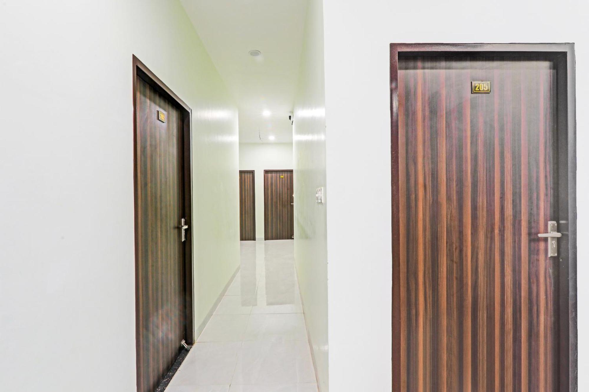 Hotel Hotel O Mayur Inn