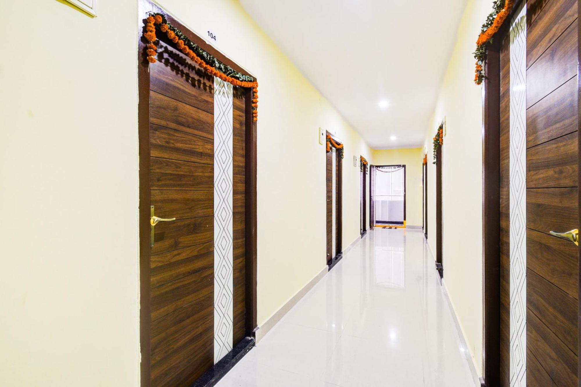 O New Dream Valley Hotel
