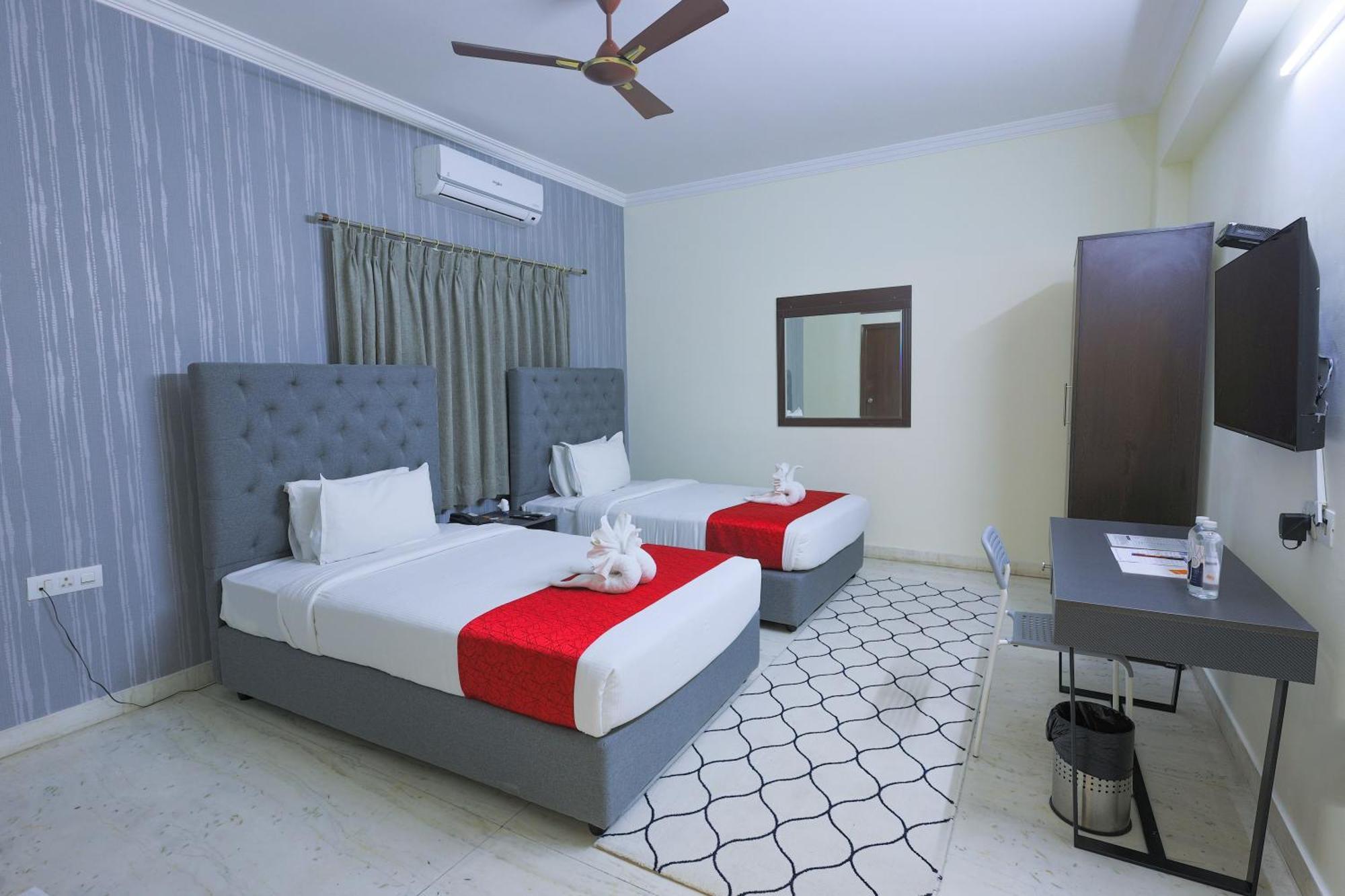 Hotel Hotel Athome & Serviced Apartments By Deccan Serai Hotels 3*