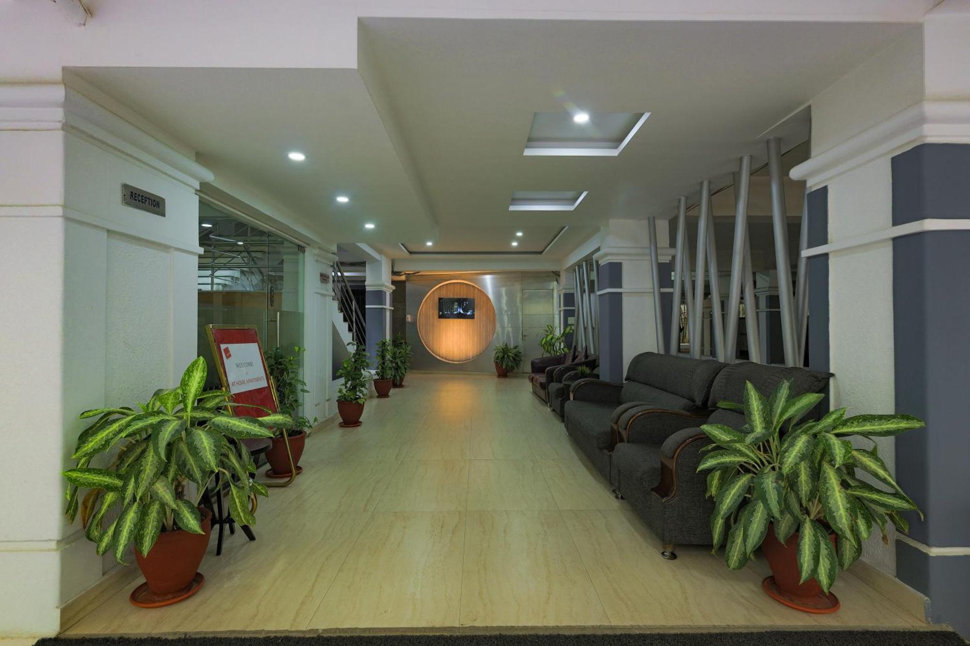 Hotel Hotel Athome & Serviced Apartments By Deccan Serai Hotels 3*