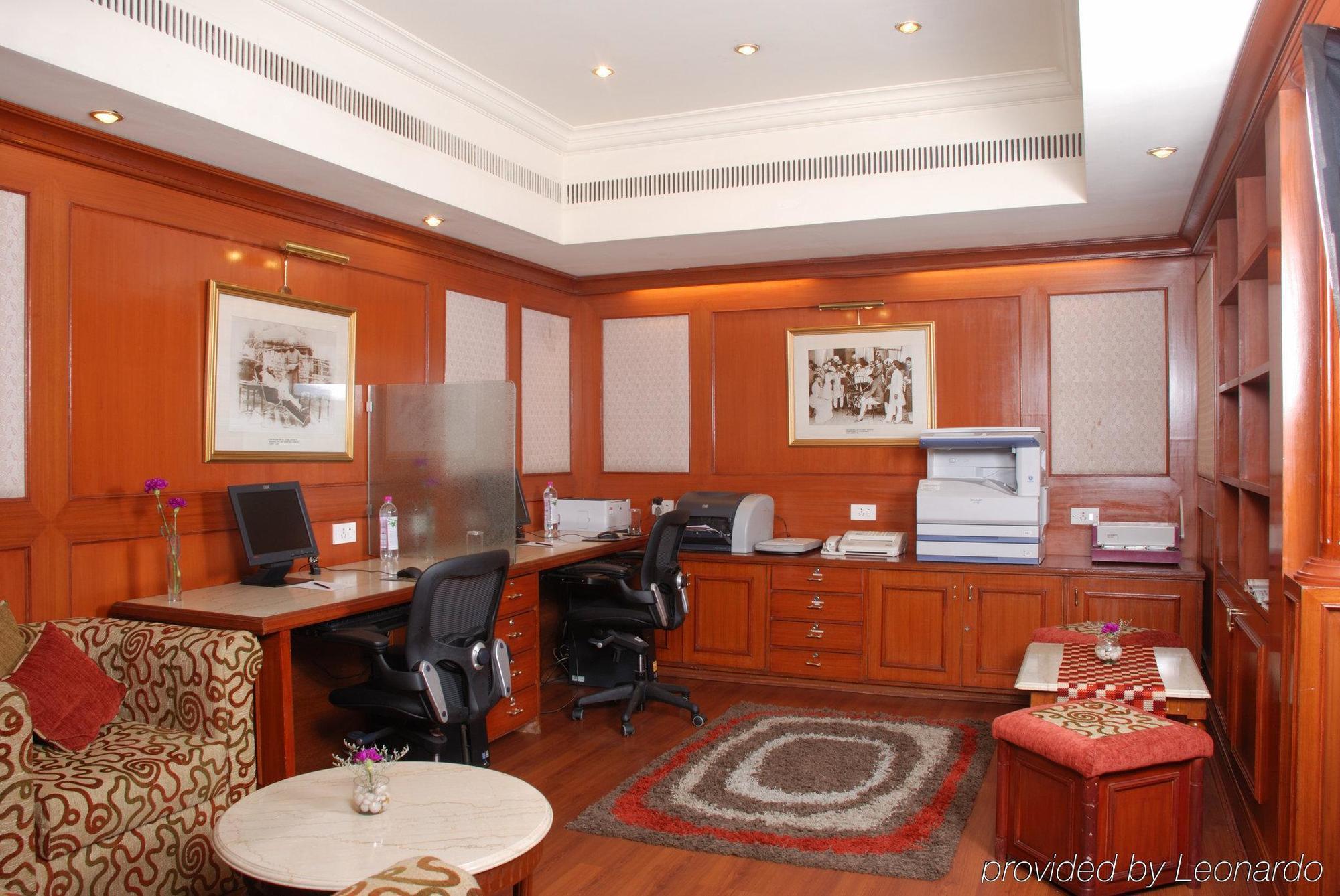 Taj Banjara 5* Hyderabad