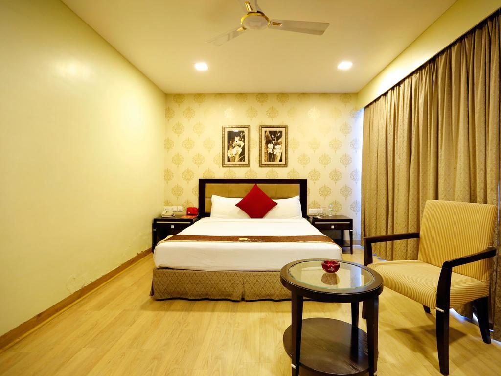 Oyo 522 The Platinum Hotel