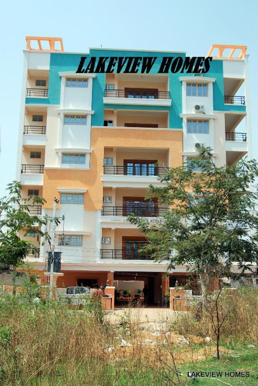 Lakeview Homes *