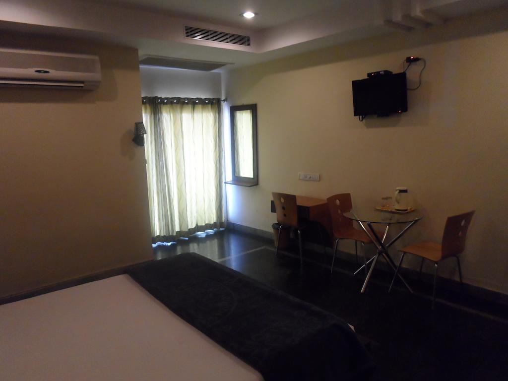 Crystal Banjara Hotel