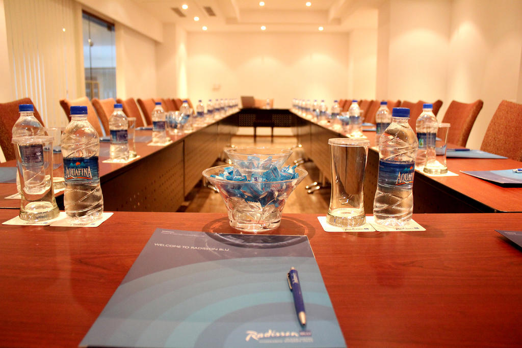 Hotel Radisson Blu Plaza Banjara Hills 5*
