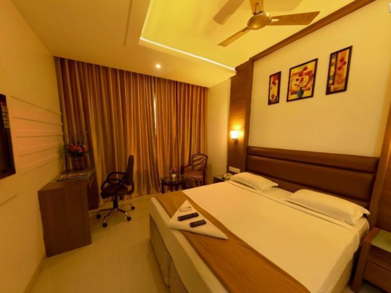 Hotel Fabhotel Tanisha Jubilee Hills