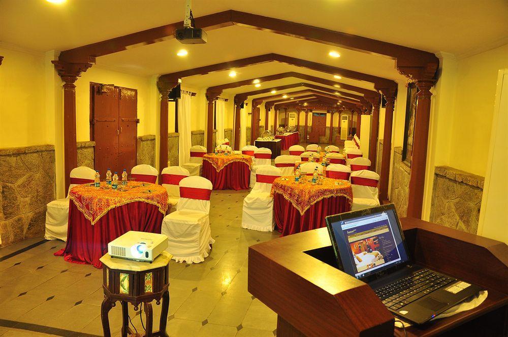 Aalankrita Hotel 3*