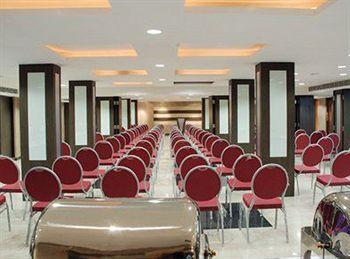 Celebrity 4*