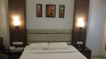 Fabhotel Tanisha Jubilee Hills 3*