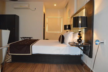 Ksr Park Hotel