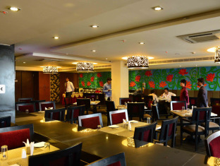 Capital O Grand Himayat 3*