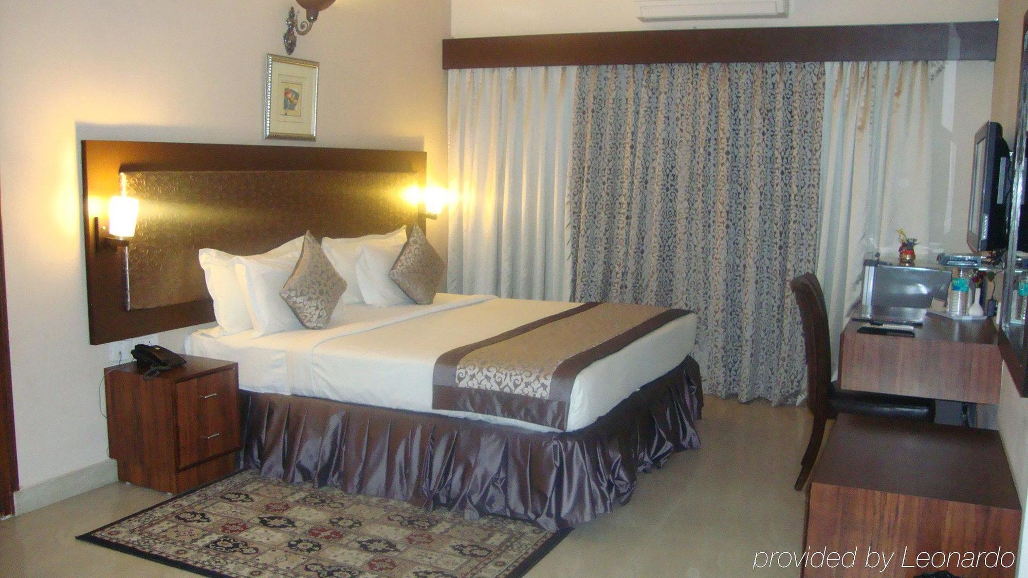 Genx Banjara Hill 1589 Hotel Hyderabad