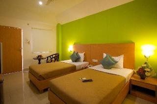 First Transit Hotel 3*