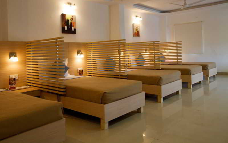 Hotel First Transit