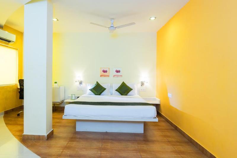 Treebo Strawberrys Hotel 3*