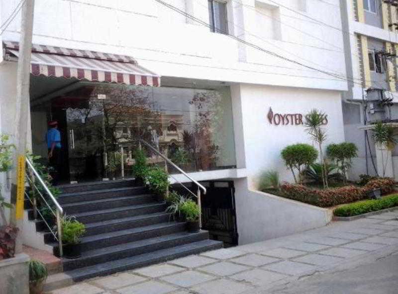 Oyster Suites Hotel