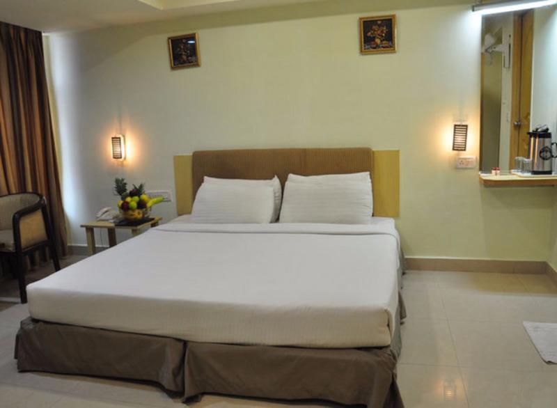 Super Townhouse Ameerpet Balkampet Road