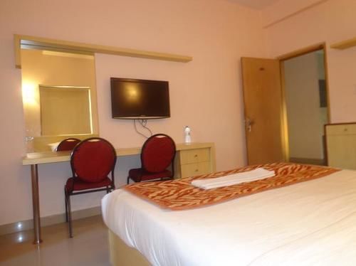 Halcyon Hotel