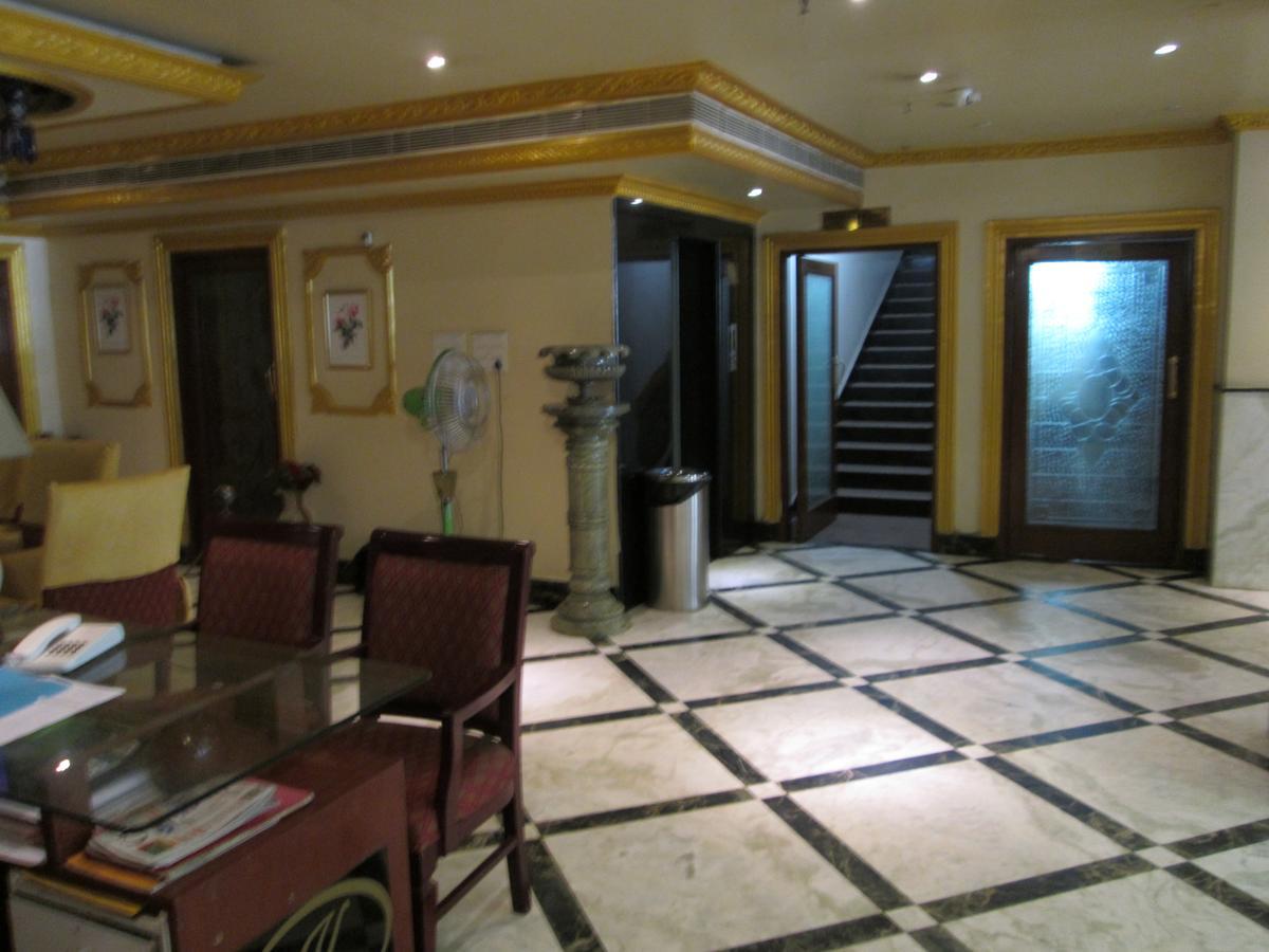 I K London Residency Hotel 3*