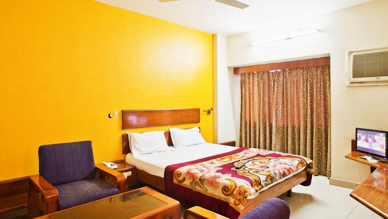 Balajee Palace Hotel