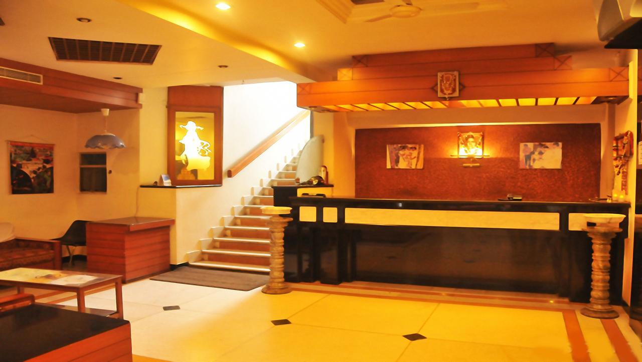 Balajee Palace Hotel Hyderabad