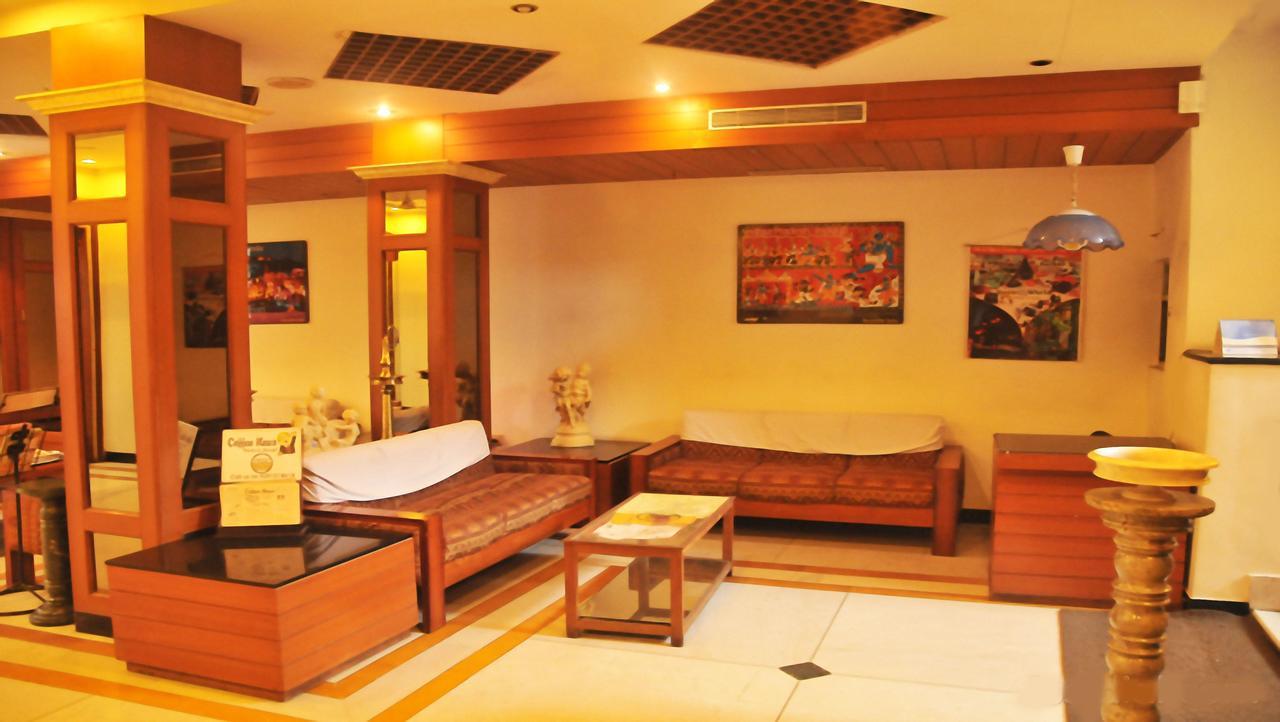 Balajee Palace Hotel