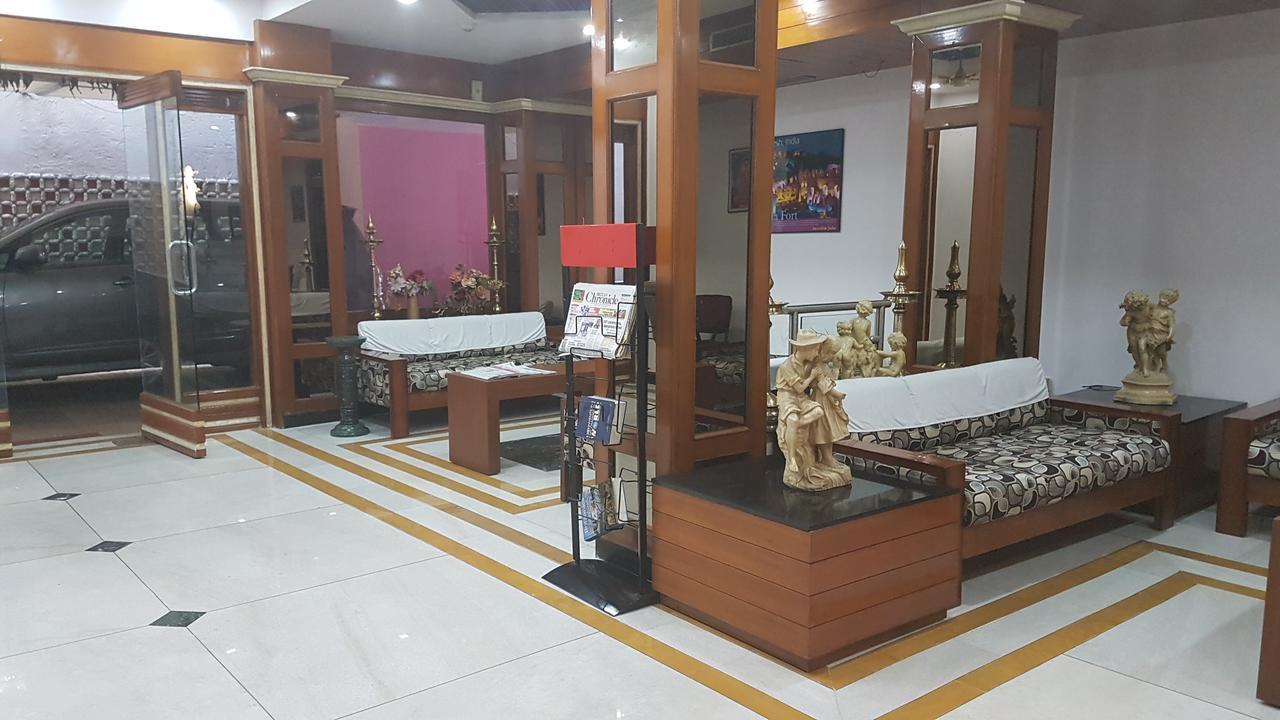 Hotel Balajee Palace