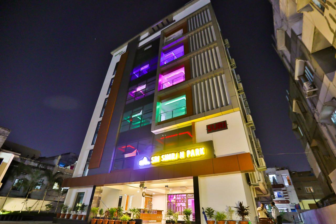 Hotel Sri Simran Park 3*