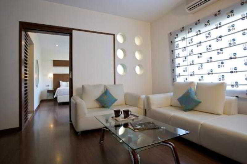 Hotel Oyster Suites 3*