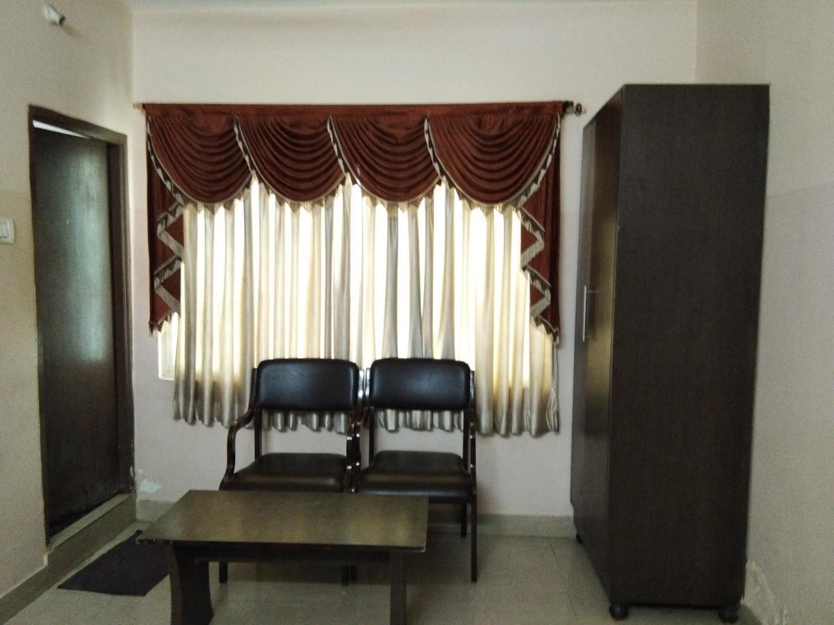 Hotel Suprabhat Residency *