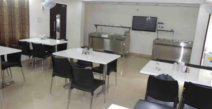 Treebo Emerald 3* Hyderabad