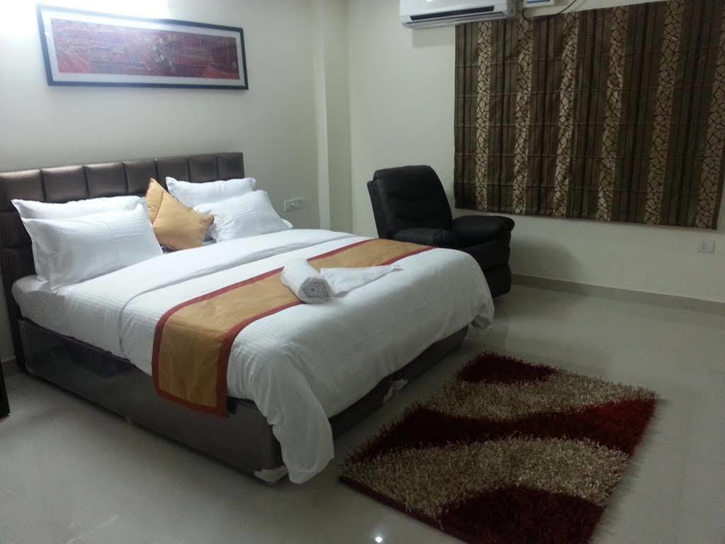 Treebo Emerald Hotel Hyderabad