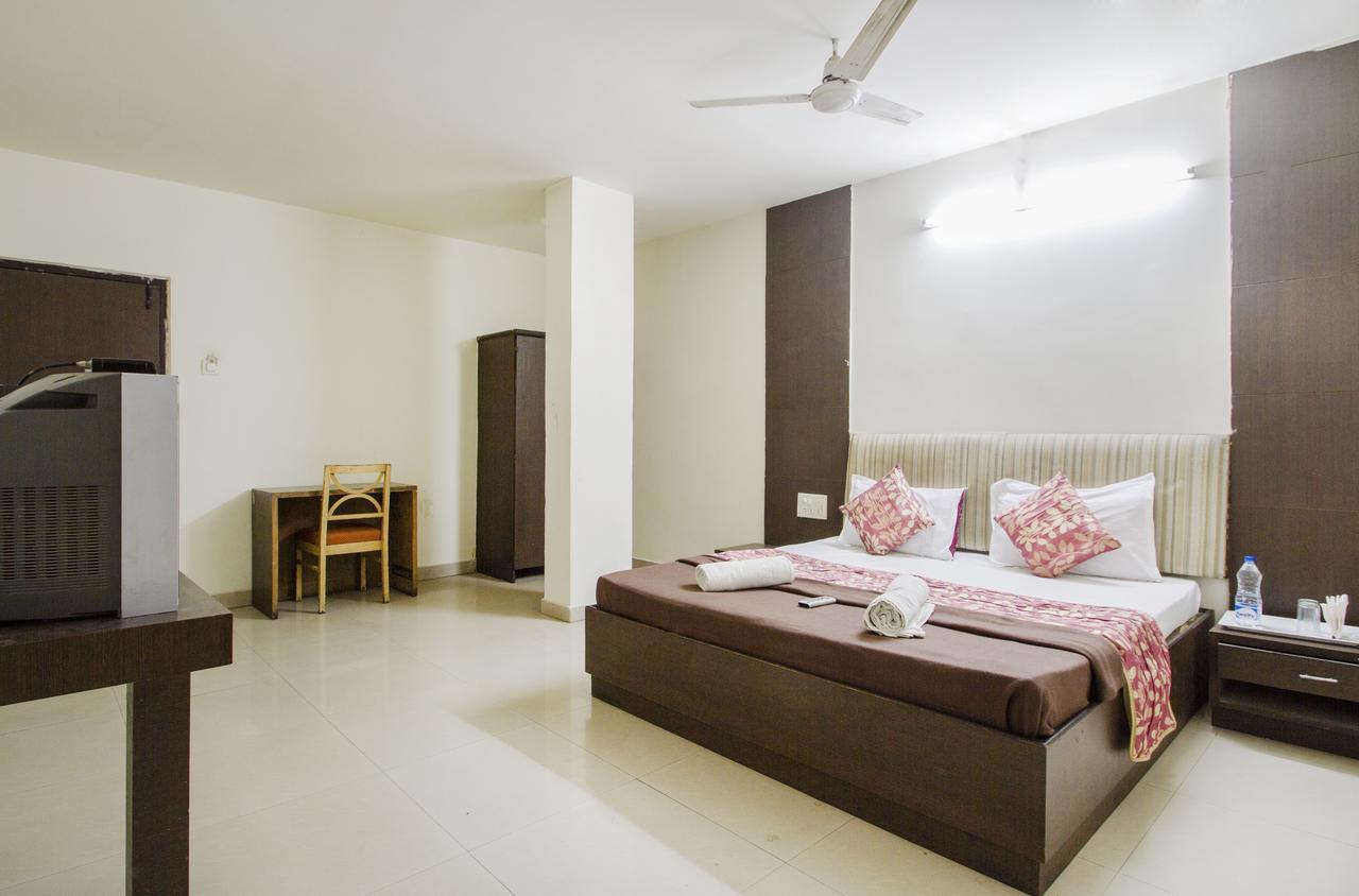 Meridian Residency Hotel *