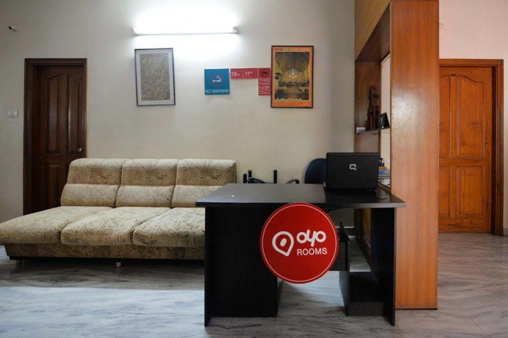 Hotel Oyo Durgam Cheruvu Madhapur