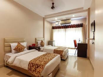 Hotel Oyo Hyderguda Himayathnagar