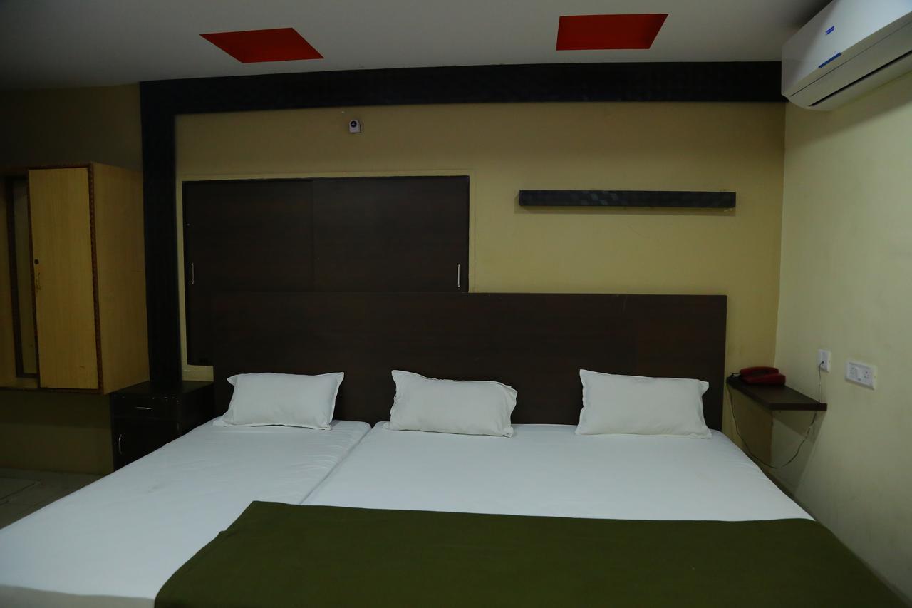 Divya * Hyderabad