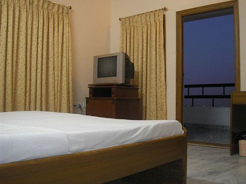 Hotel Hillview Jubilee Hills-1 3*