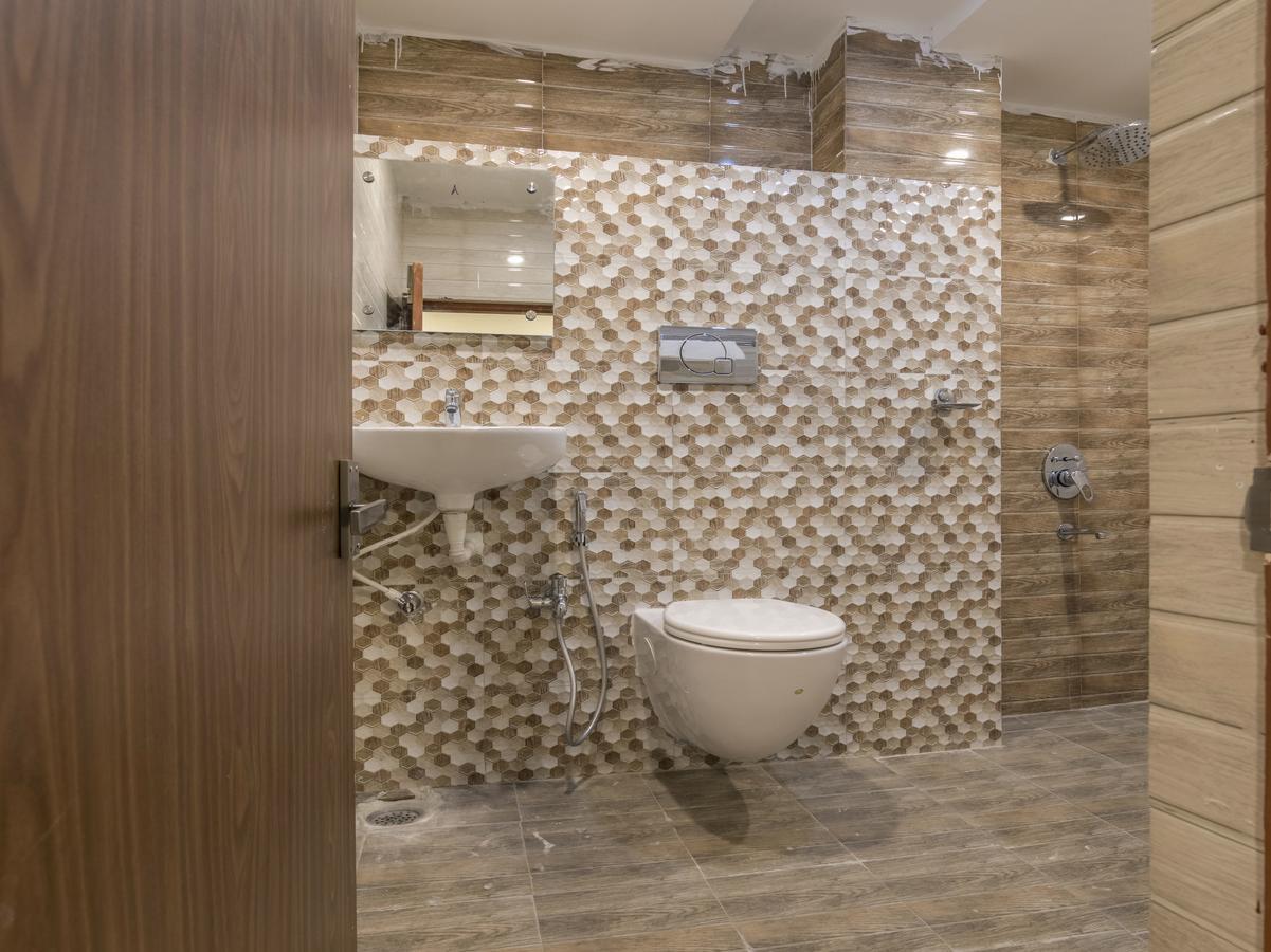Hotel Oyo 11676 Nakshatra Grand 3*