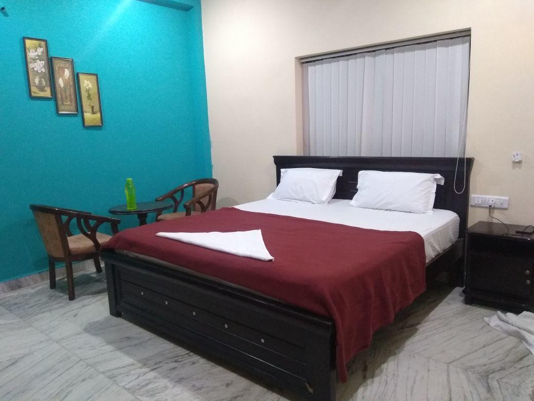 Oyo 35437 Shobha Guest house Hyderabad