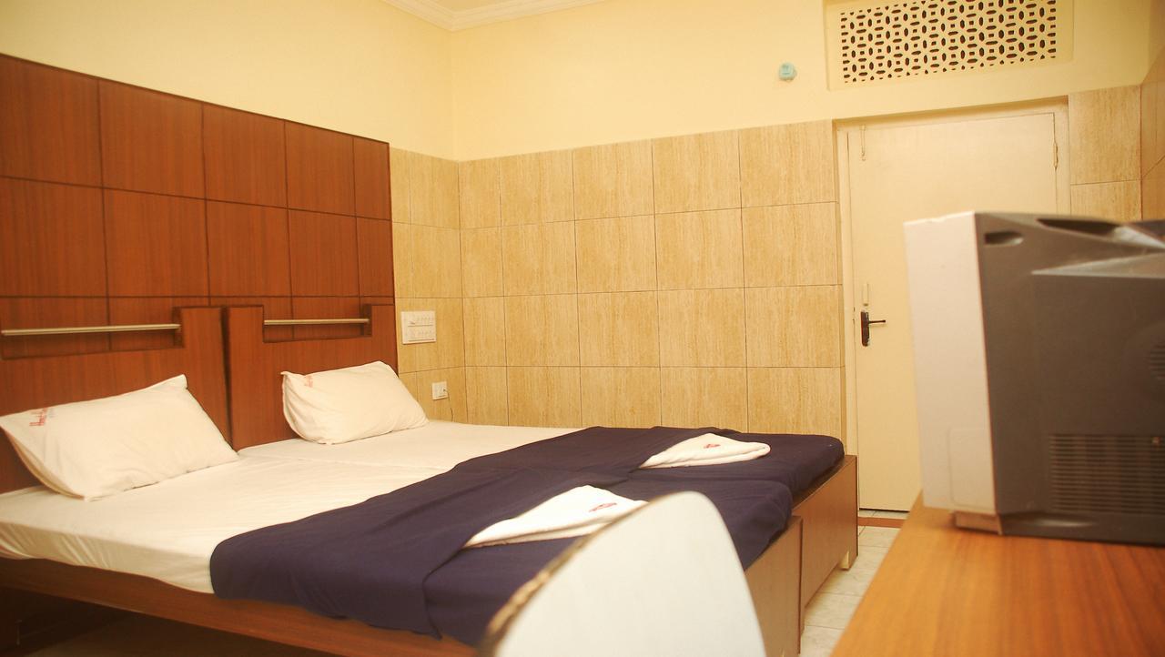 Lodge Haridwar Residency