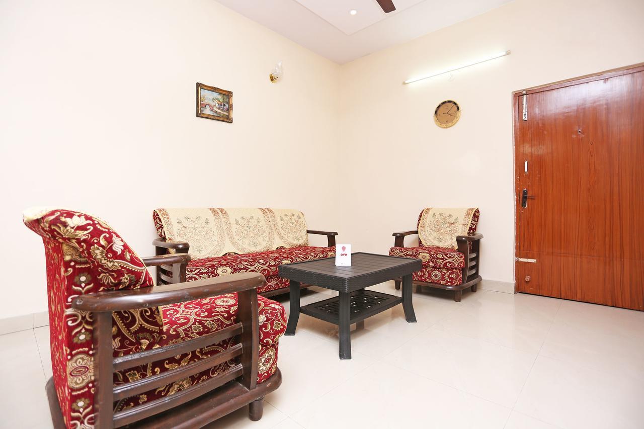Fabhotel Karishma Homes Begumpet 3*