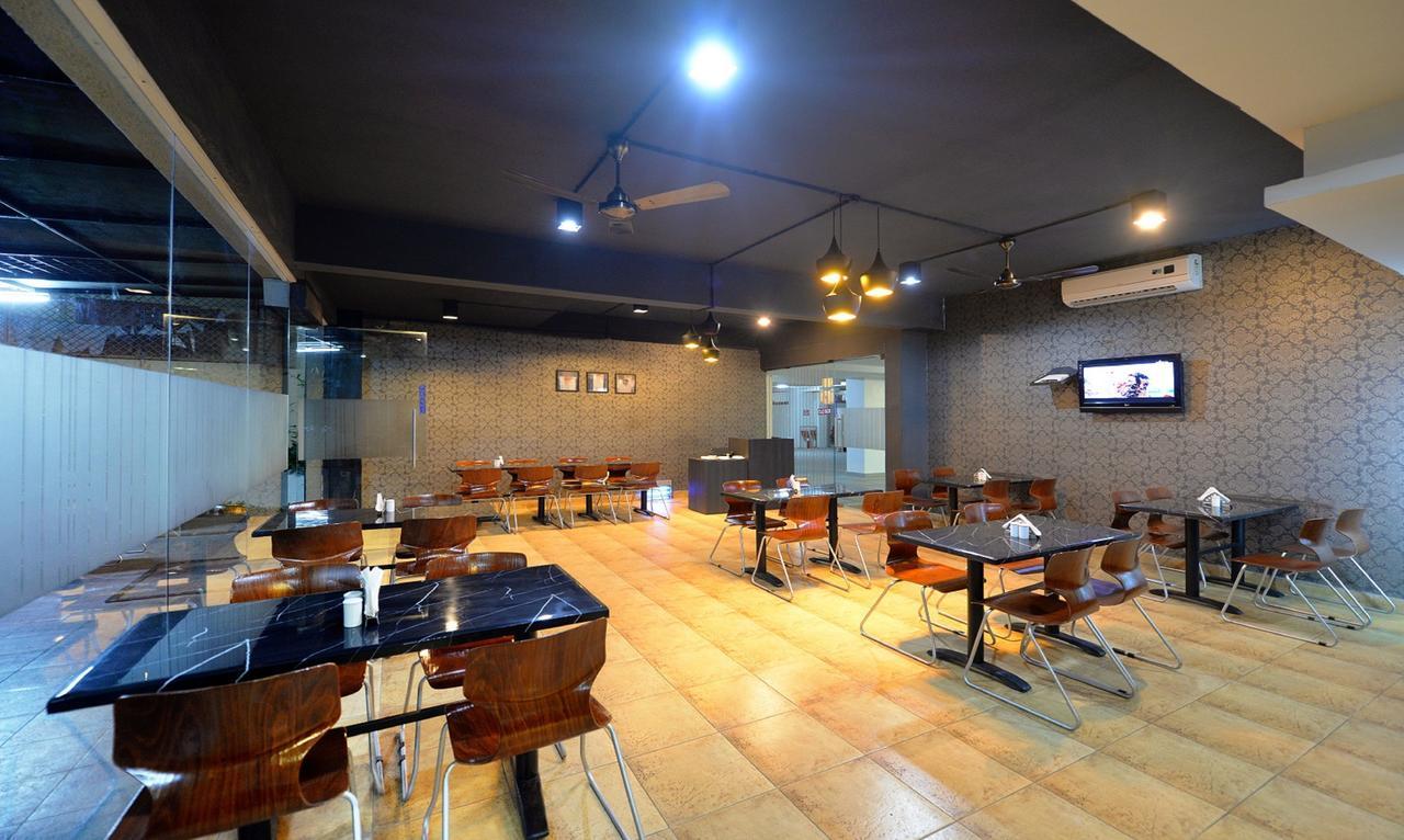 At , Gachibowli, Hotel 2*