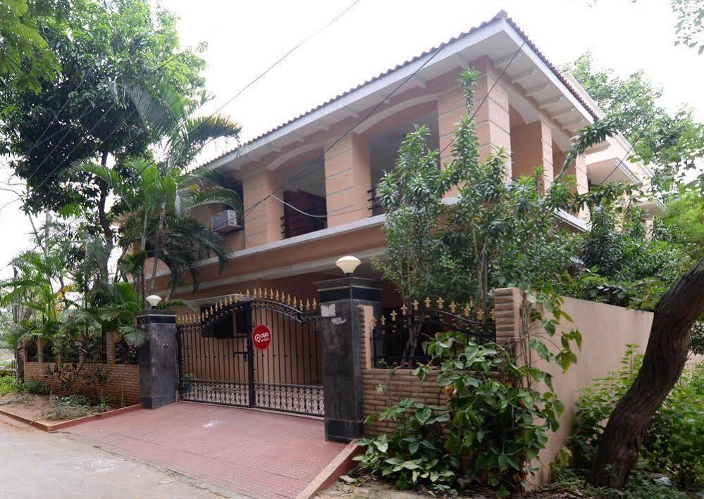 Oyo Durgam Cheruvu Madhapur Hotel Hyderabad