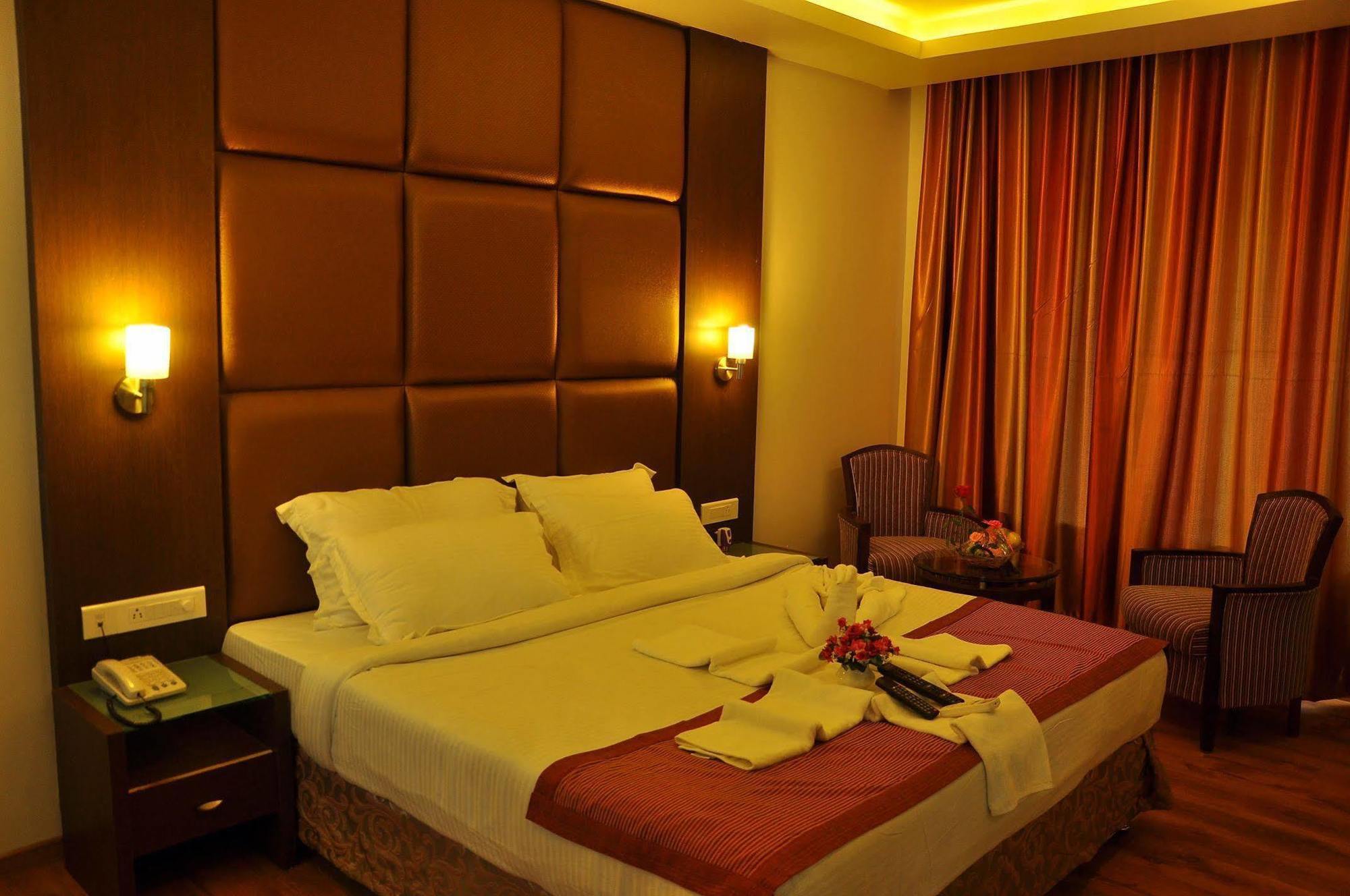 Fabhotel Tanisha Jubilee Hills Hotel Hyderabad