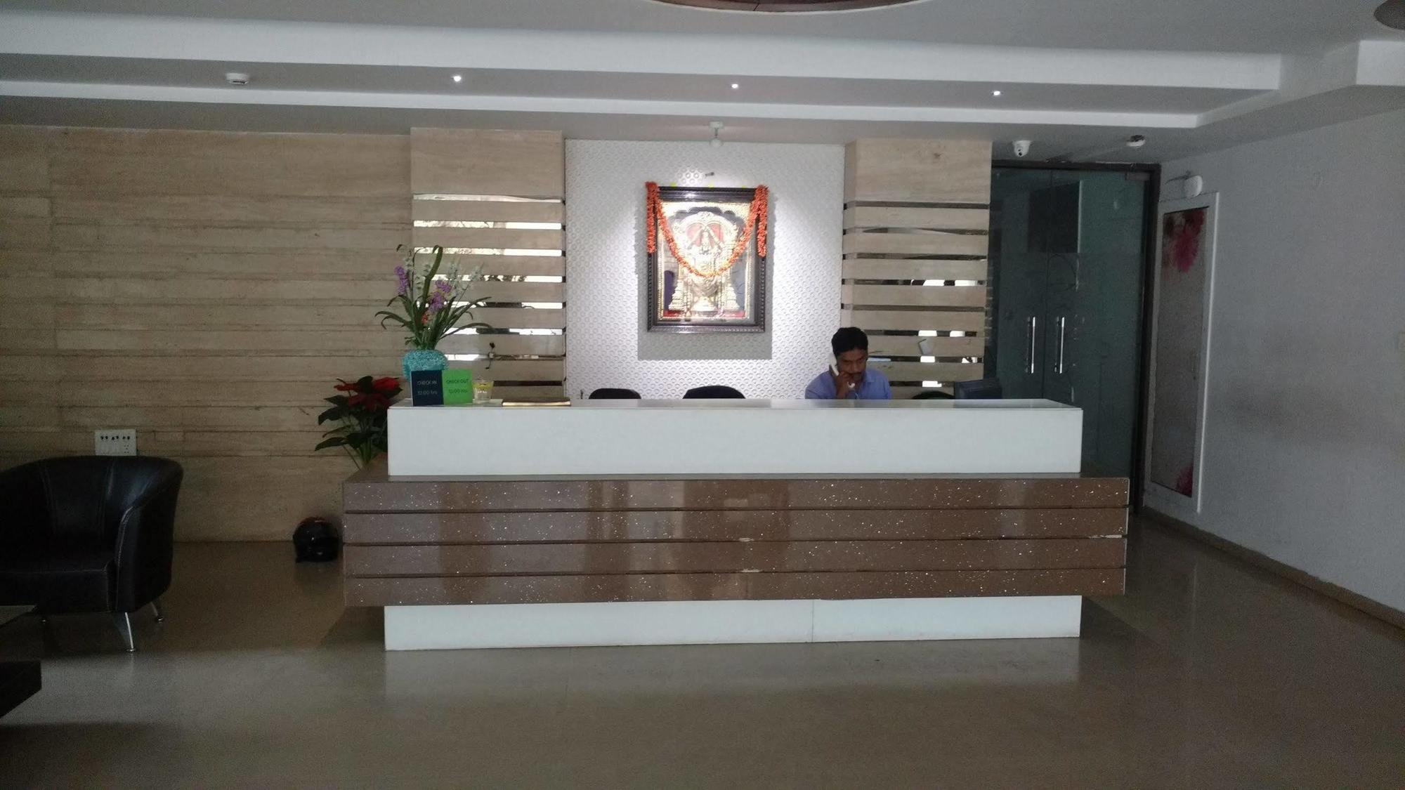 Fabhotel Tanisha Jubilee Hills Hotel 3*