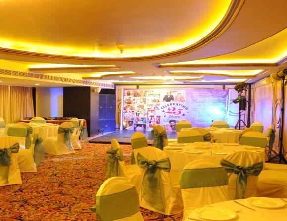 Royal Reve Hotel