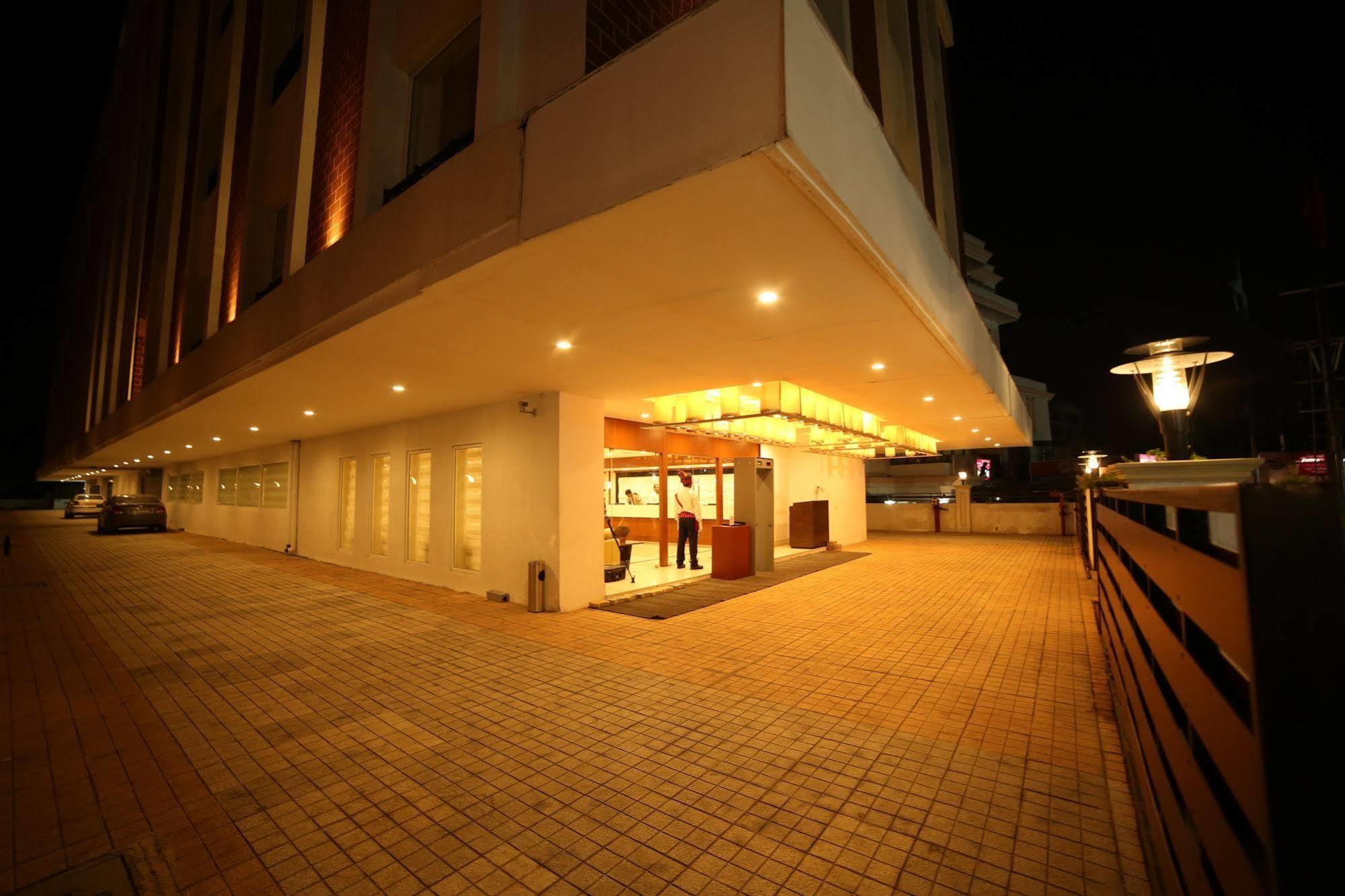 The Altruist Business Hitech Hotel