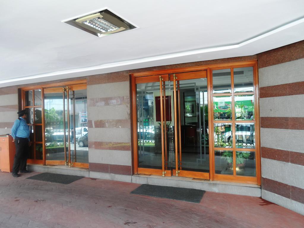 Pearl Regency 3*