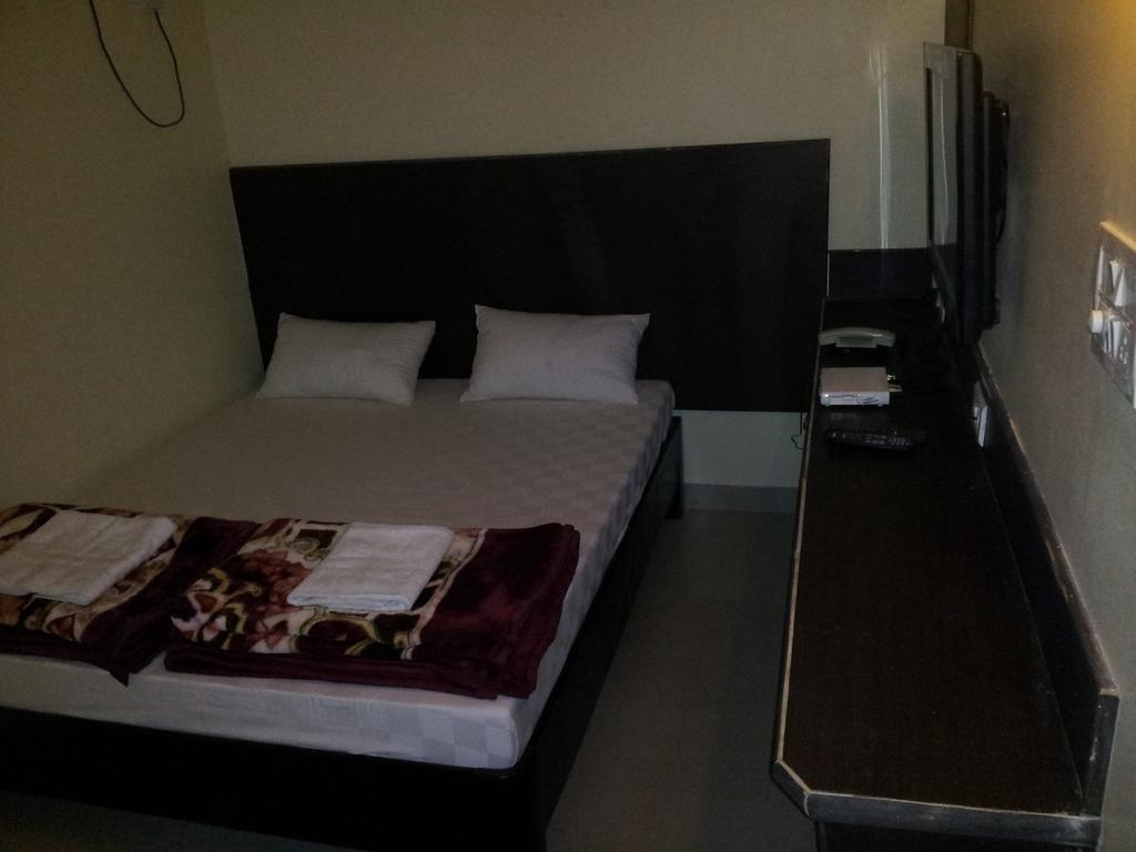Hotel Kanha Grand *